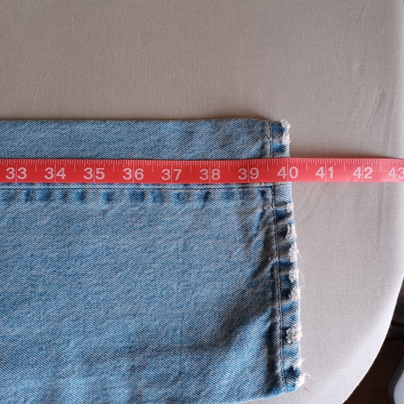 100% Cotton ZARA Women's 2 Light Blue Distressed Jeans, Straight Leg. Button Fly - Picture 11 of 16